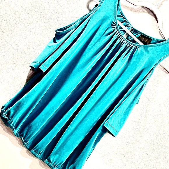 ENC COLD SHOULDER ,Silky,Cold Shoulder Summer Top - Picture 4 of 6